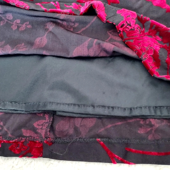 Willi Smith Floral Black Crushed red velvet Midi skirt Moody Goth Romantic Y2K - Picture 6 of 9